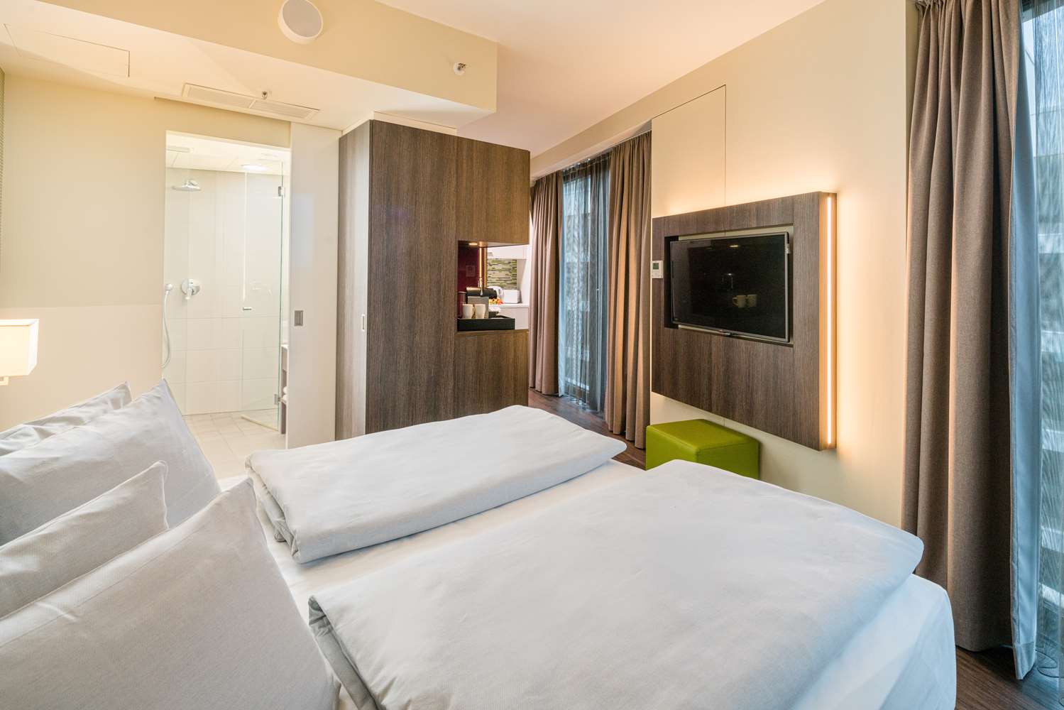 Apartment, King Bed
