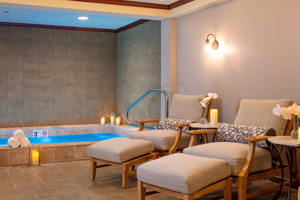 Renaissance Shoals Resort & Spa 13/33