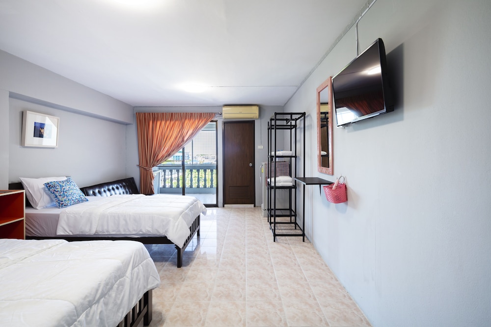 Penyos Residence 40/73
