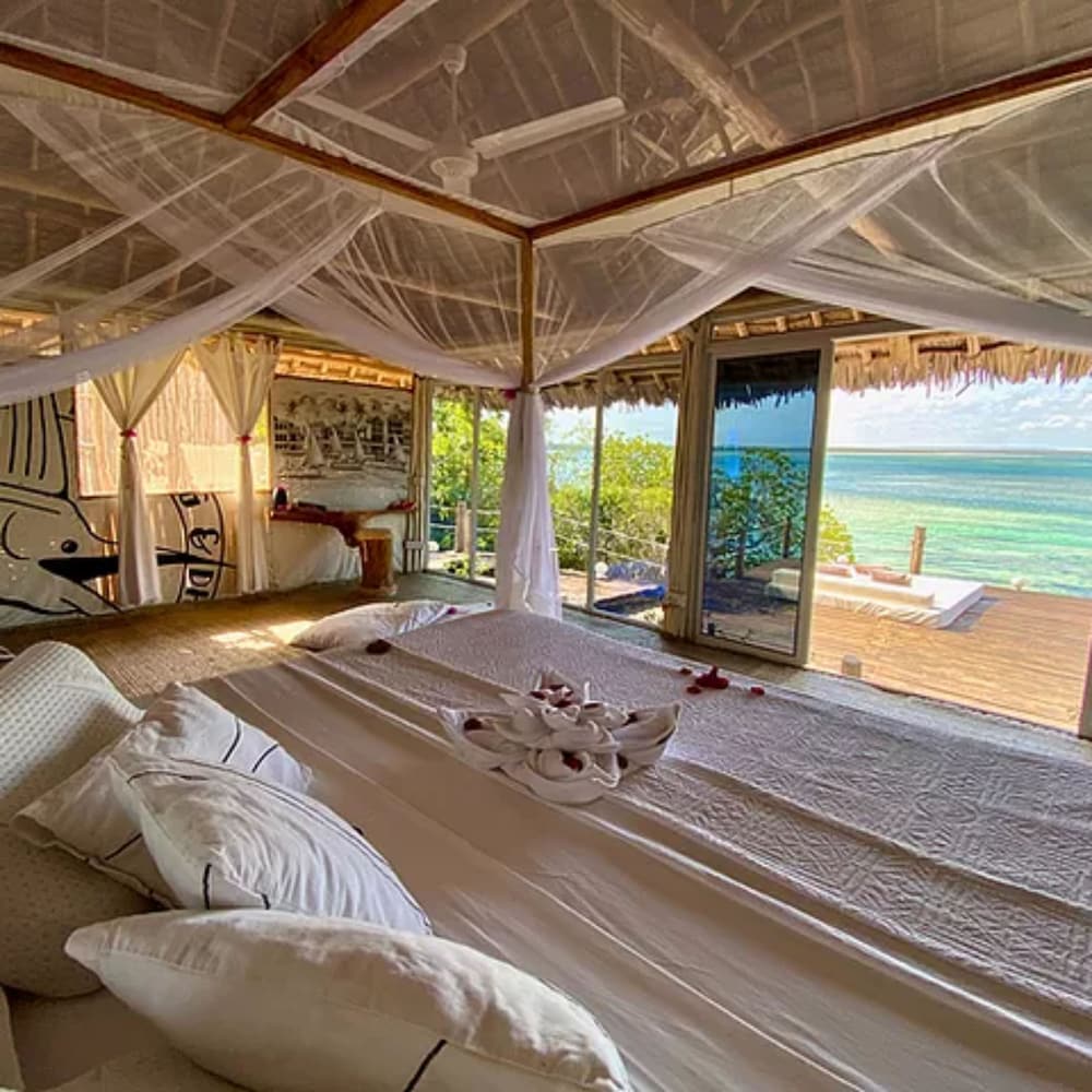 Rock And Sea Resort 5/50