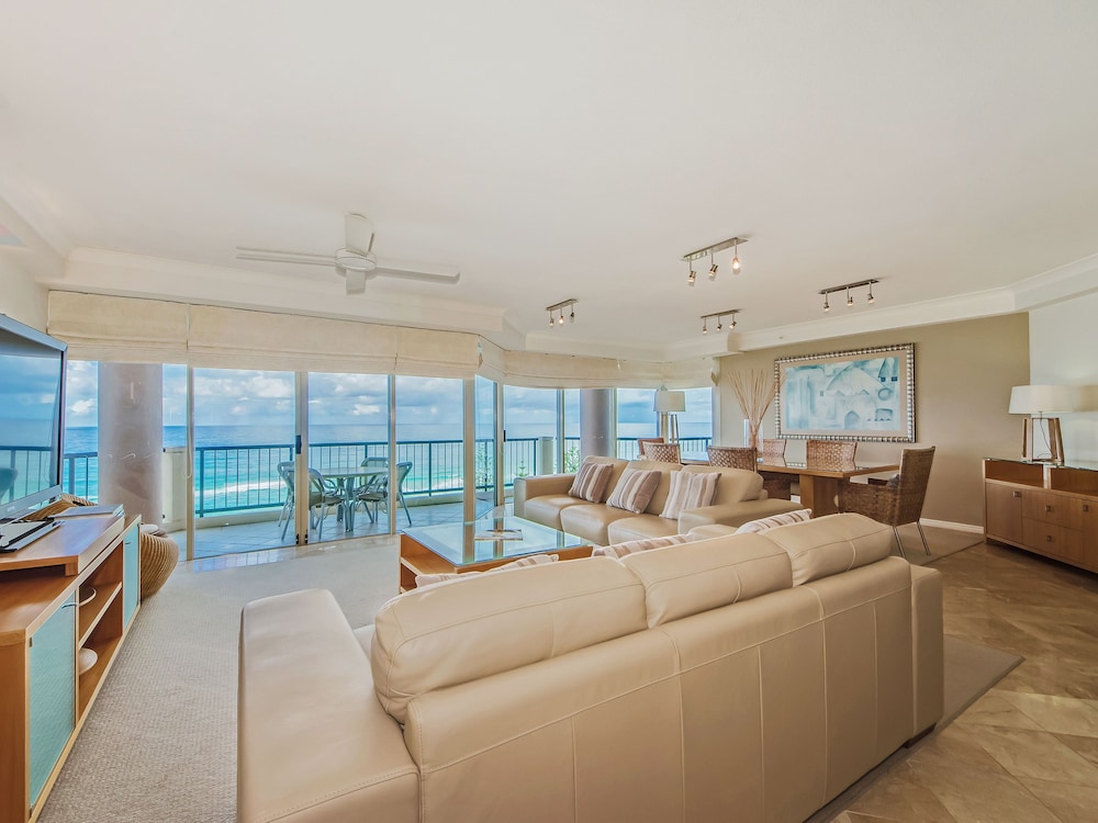 Oceana On Broadbeach 55/75