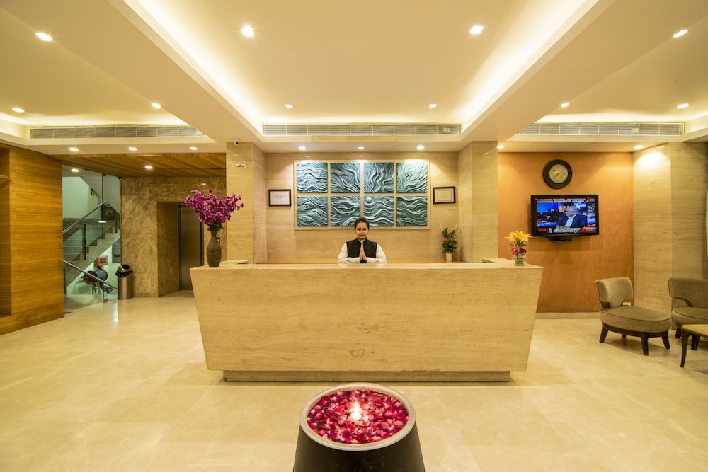 Riverview Hotel 5/48