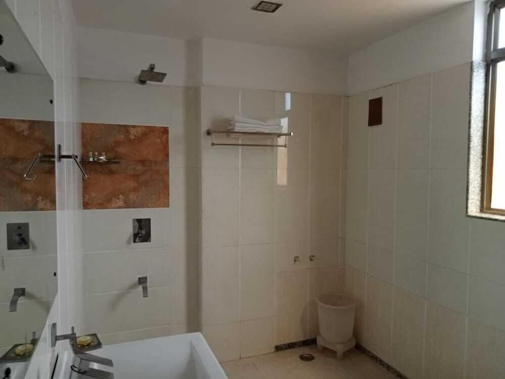 Hotel Yash Regency 26/49