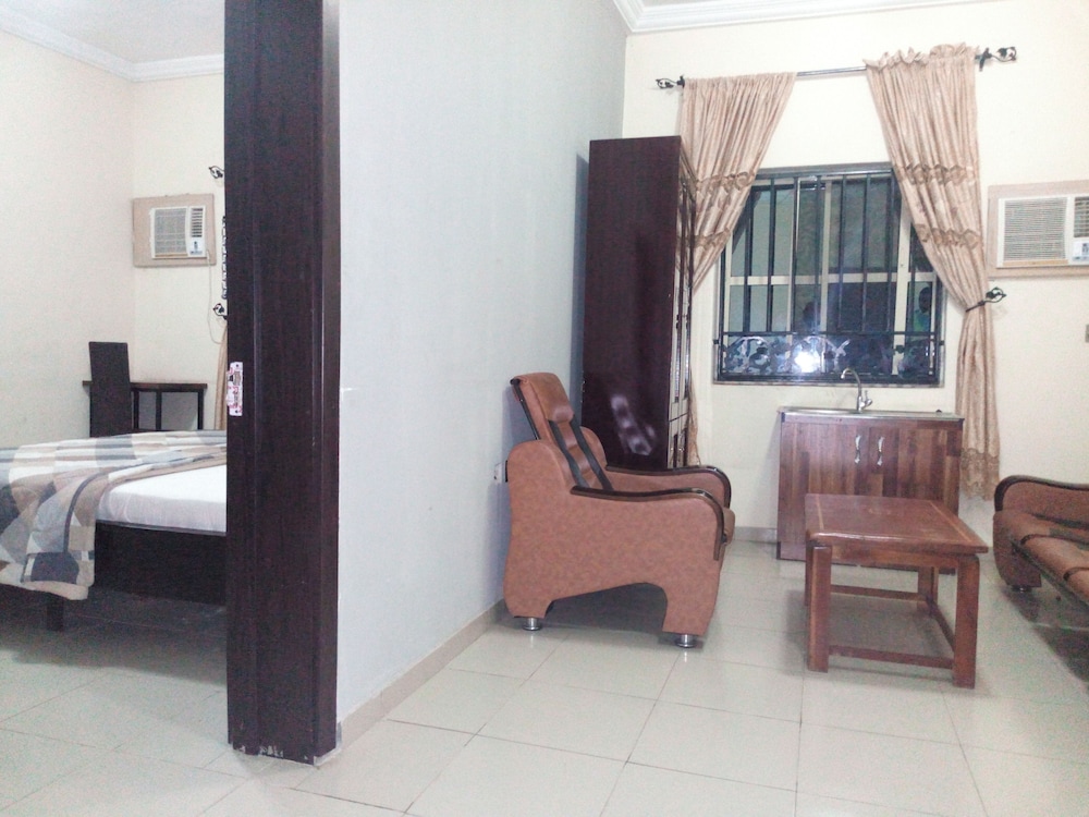 Akma Signature Hotel & Suites 7/20