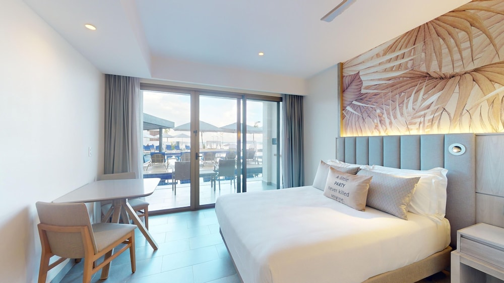 Royalton CHIC Antigua, An Autograph Collection All-Inclusive Resort - Adults Only 19/56