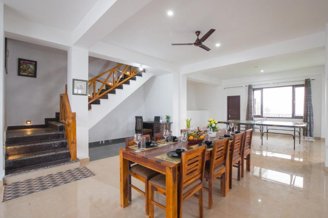 Alaya Stays 5 BHK with Hill View Querencia 7/18