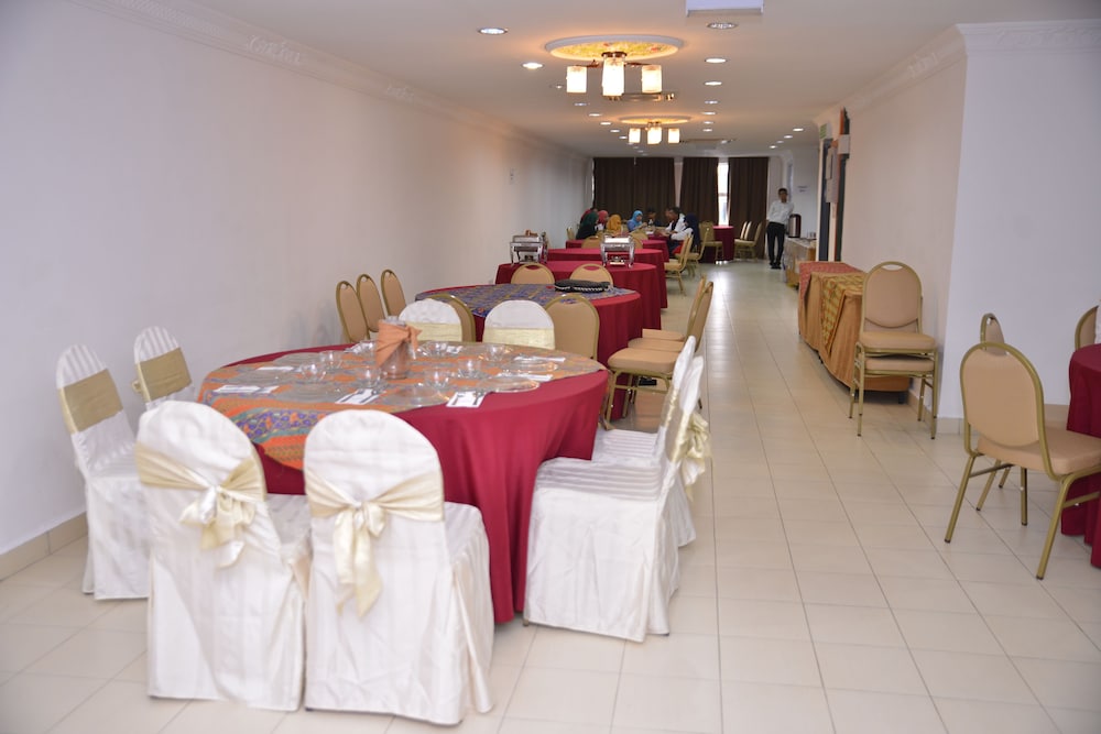 Syajie Koptown Hotel 12/23
