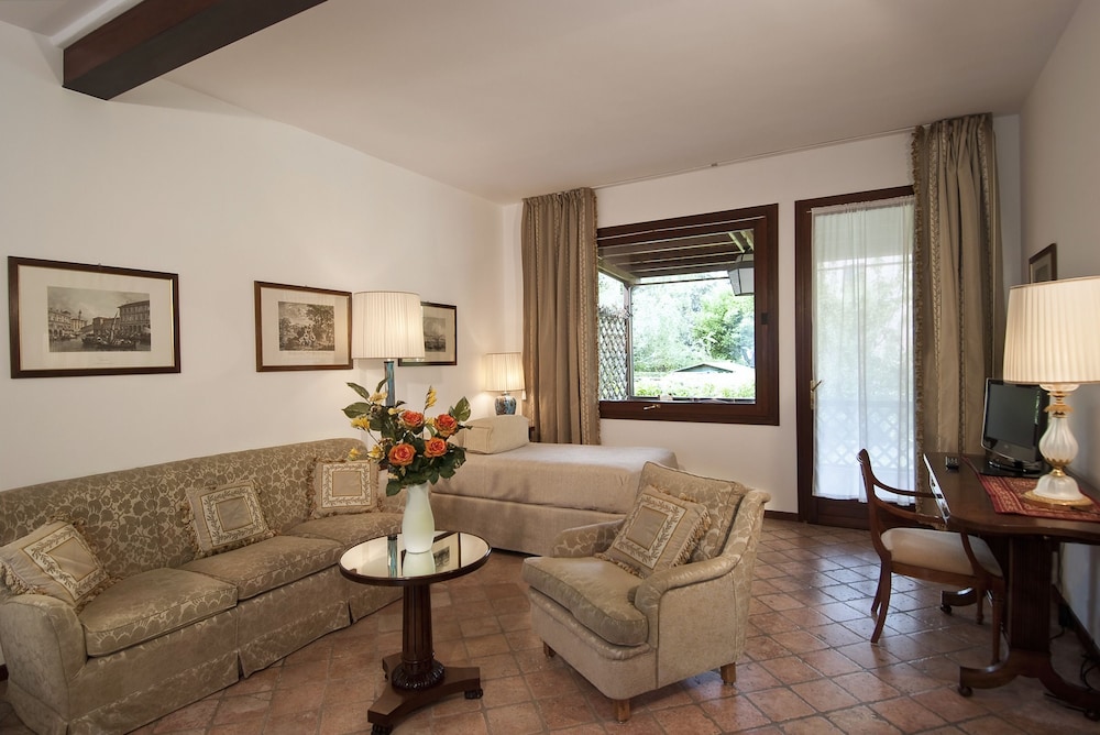 500 Bed And Breakfast 22/30