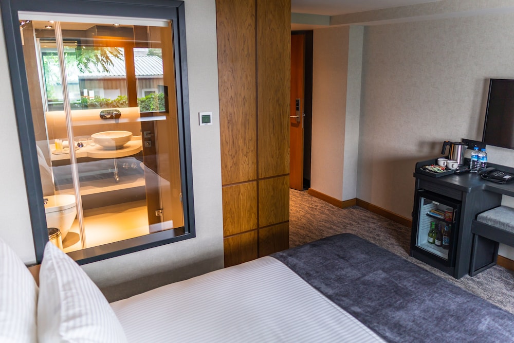 Meg Hotel 19/50