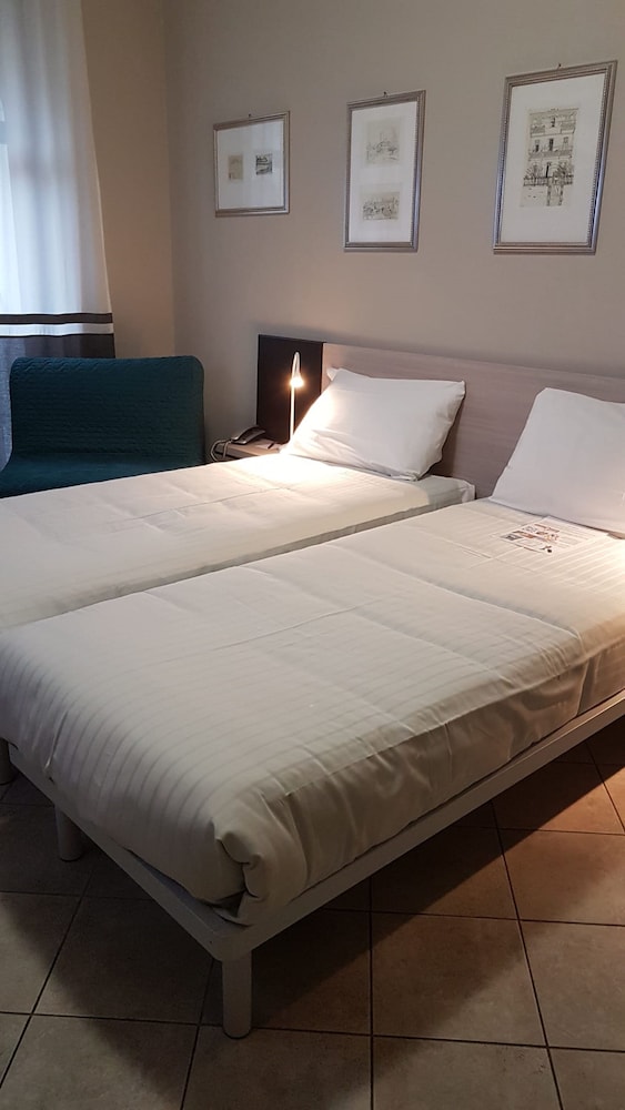 Hotel Gran Torino 35/72
