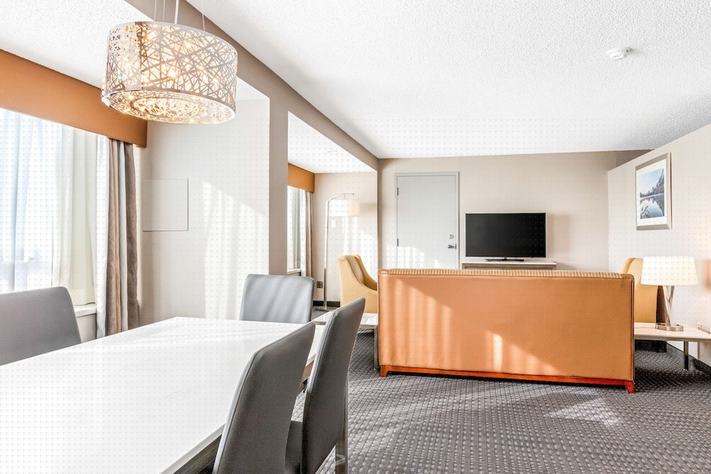 Best Western Premier Calgary Plaza Hotel and Conference Centre 56/65