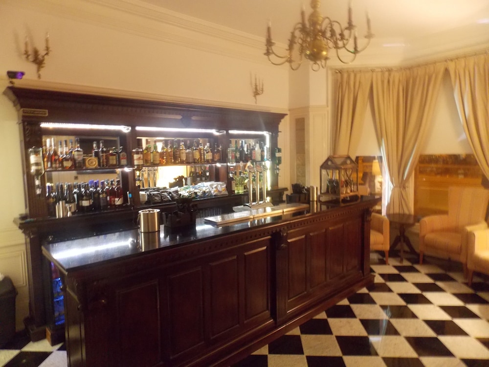 Mountford Hotel 3/28