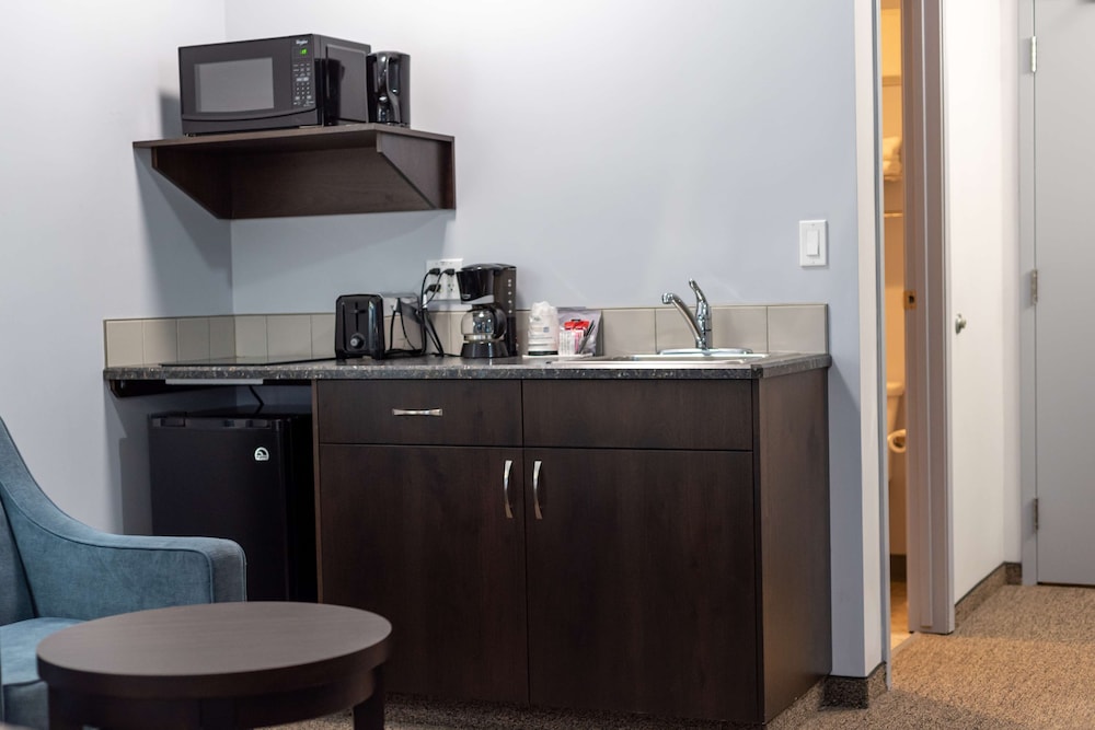 Surestay Studio By Best Western Hardisty 6/40