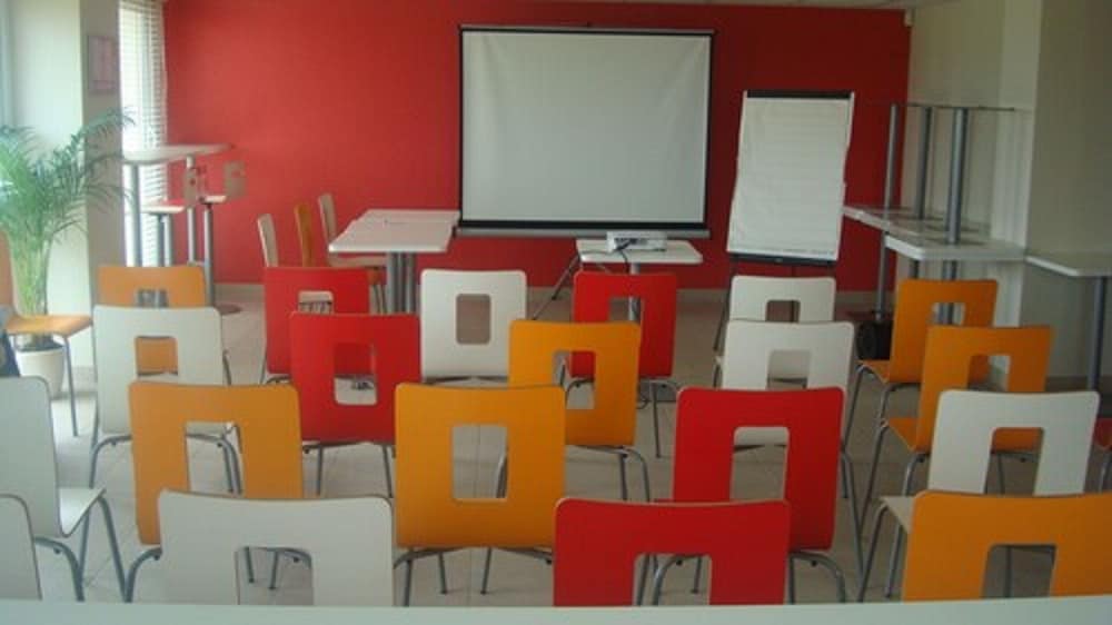 Hotel Premiere Classe Sens Nord Saint Clement 46/57