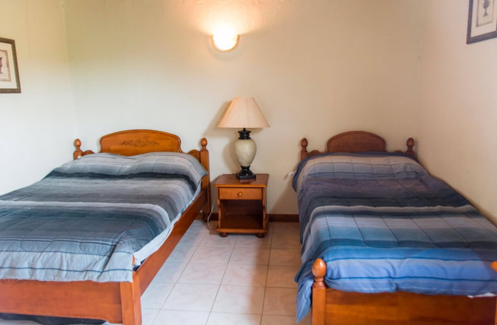 HBK Villa Rentals 14/36