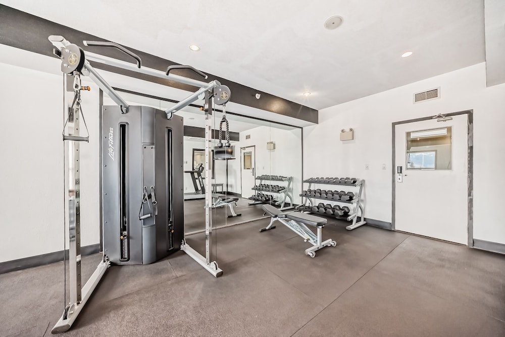 Grande Cache Inn and Suites 26/46
