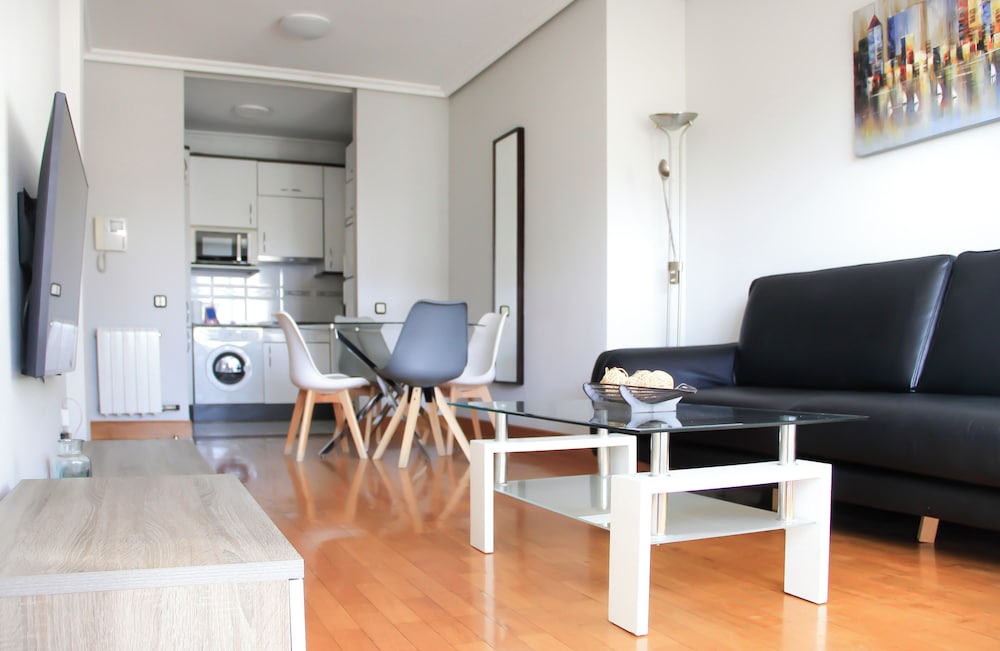 Gestion de Alojamientos Rooms 42/50