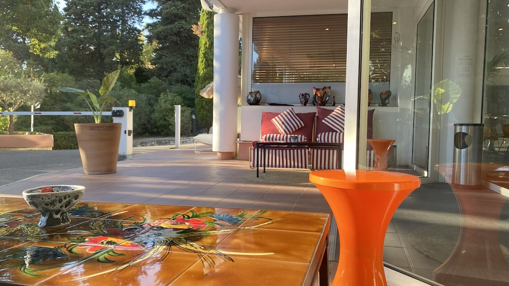 Pamela Hotel Cassis 40/75
