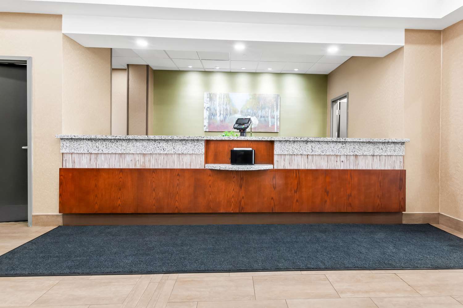 Best Western Plus Fergus Hotel 1/11