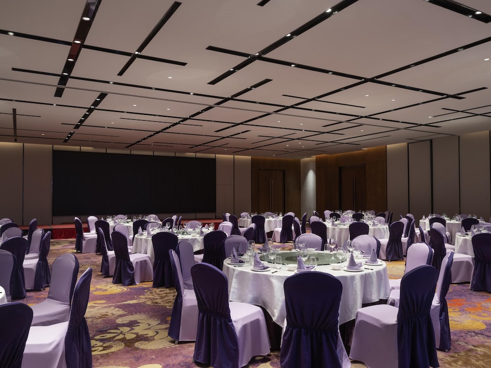 Novotel Zhengzhou Airport 64/68