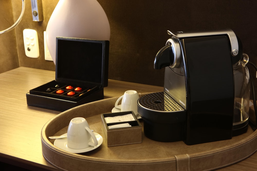 Recoleta Grand Hotel 50/52