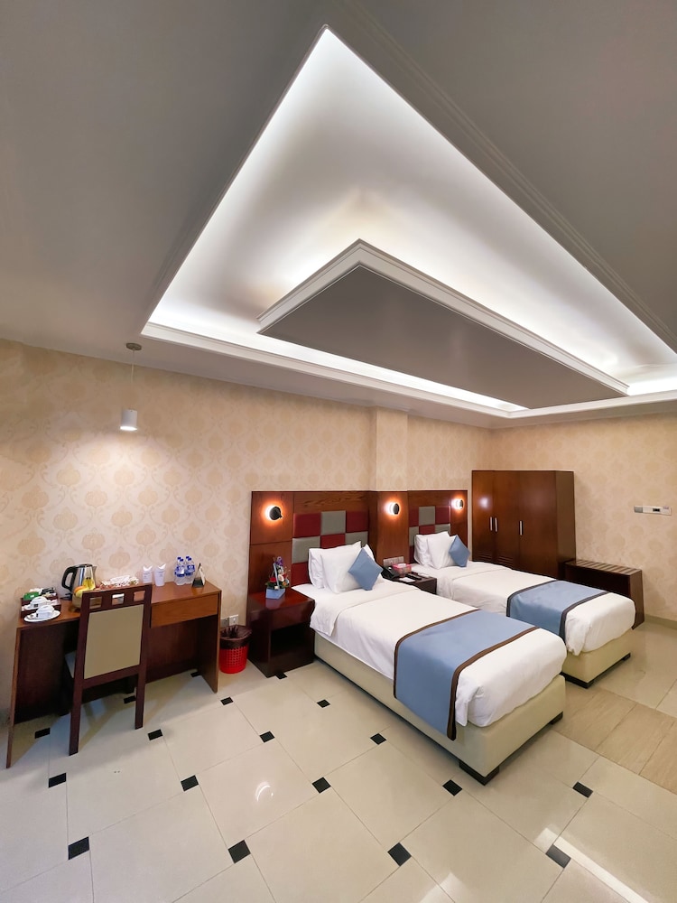 Nascent Gardenia Residence 24/41