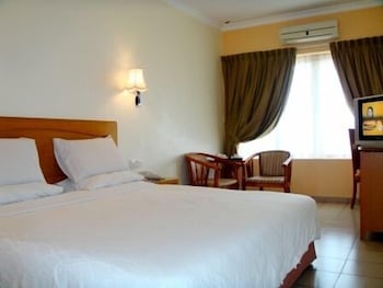 Megah D Aru Hotel Tanjung Aru Kota Kinabalu 13/50