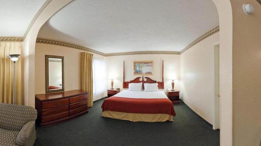 Holiday Inn Express Plymouth 18/54