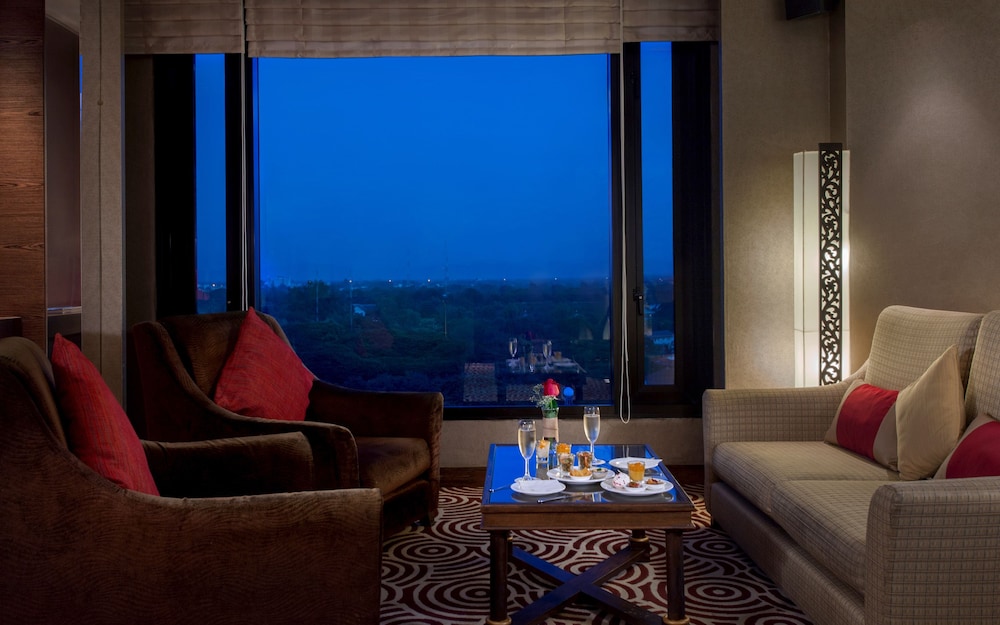 Shangri-La Chiang Mai 44/65