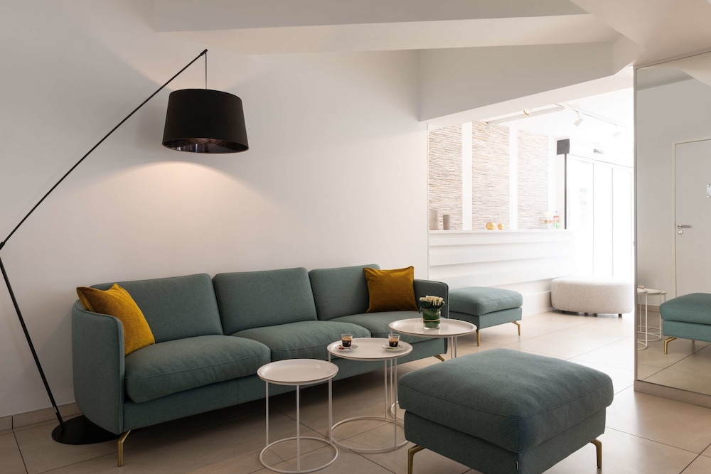 Kyriad Montpellier Sud Lattes 48/70
