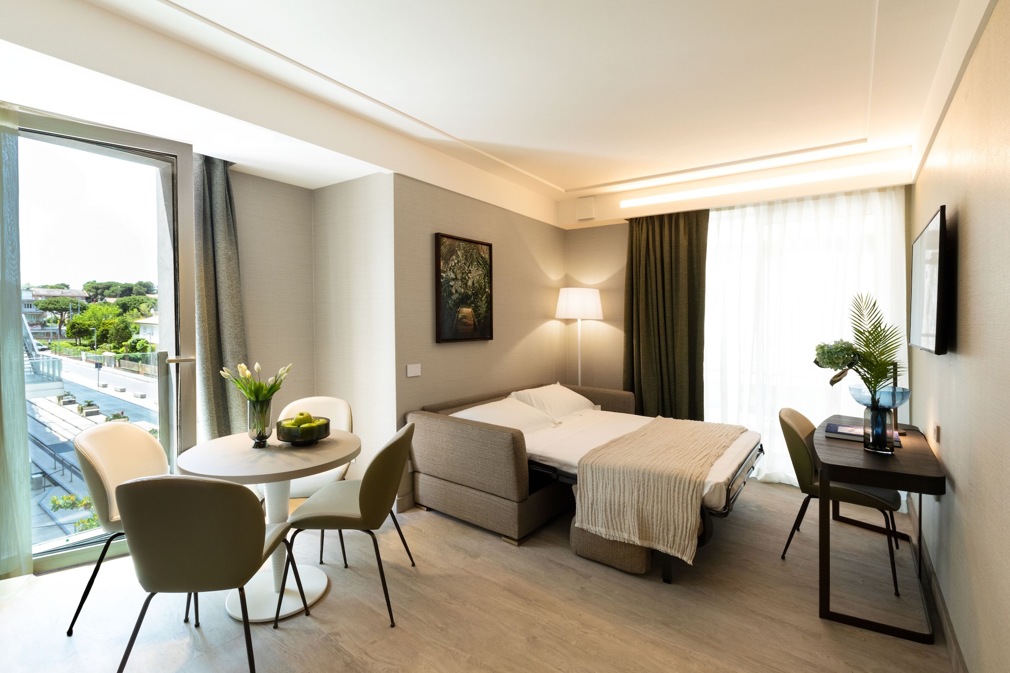 JUNIOR SUITE, DELUXE, KING BED, SOFA
