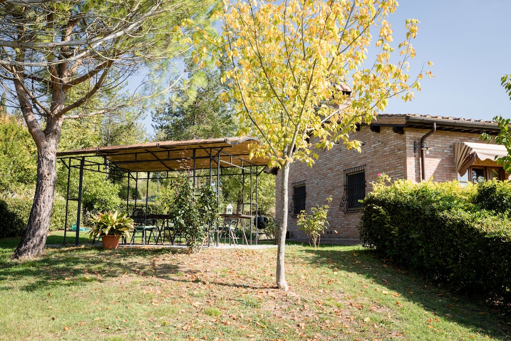 Agriturismo Villa Graziella 32/50