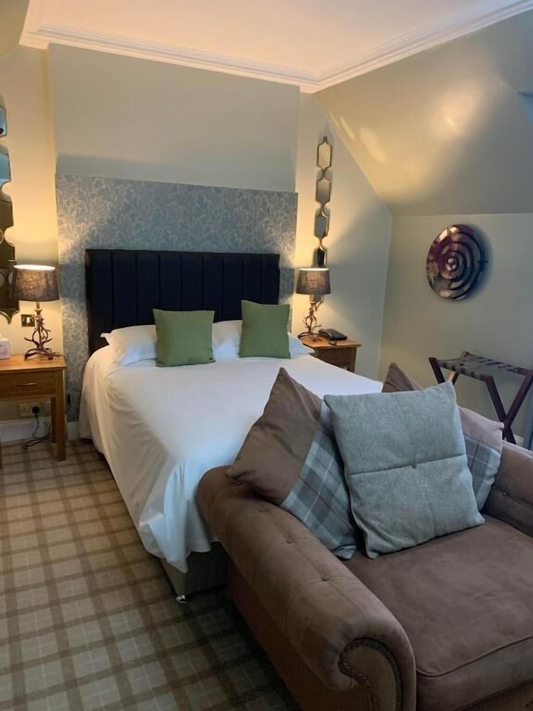 Powfoot Hotel 12/49