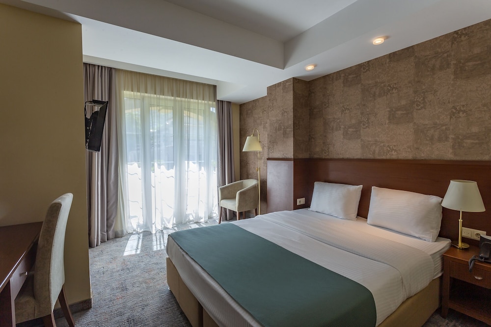 A5 Hotel 5/42
