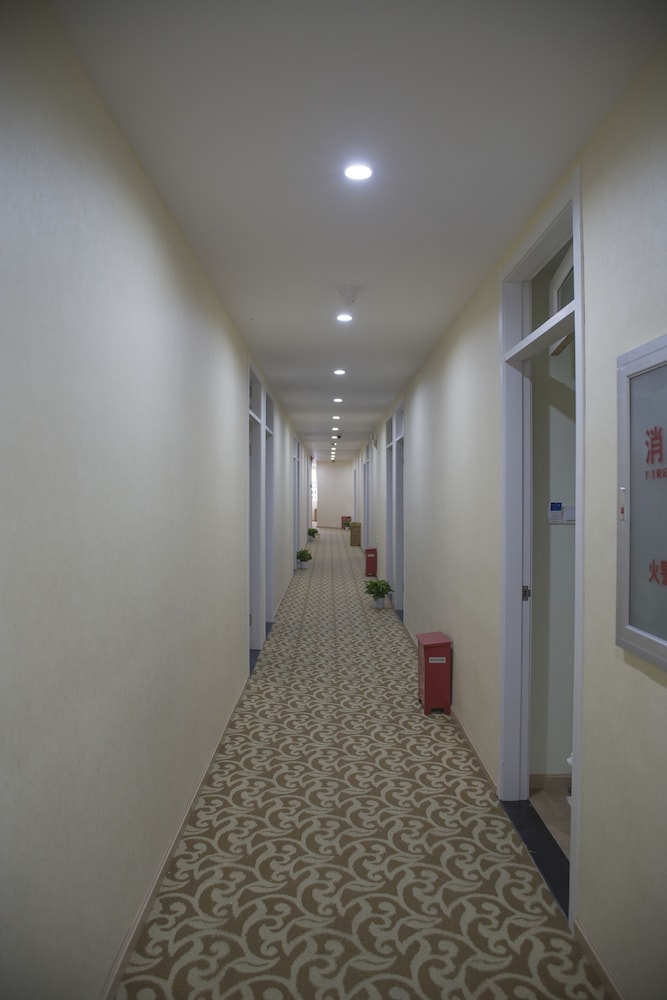 Memory Travel Hotel - Edge Westlake 45/49