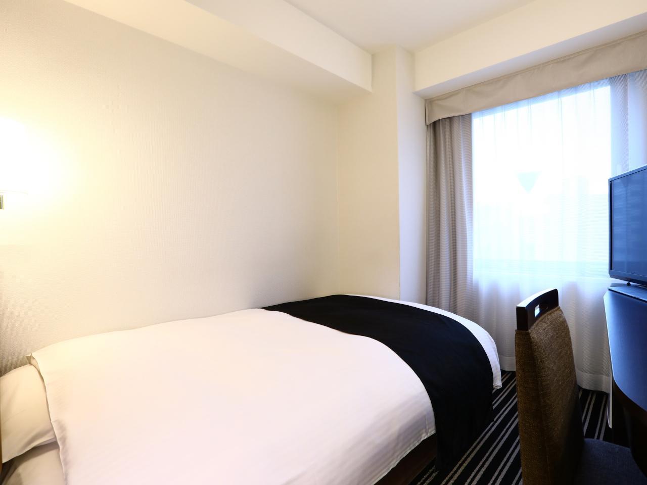 Semi Room, Single, Semi Double Bed