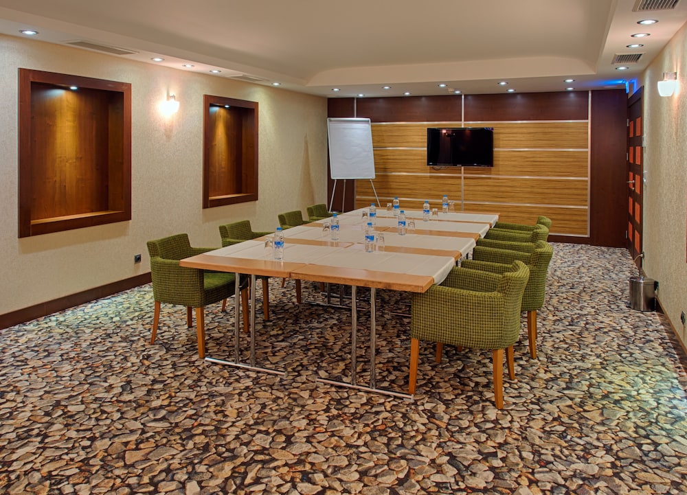 Airport Global Hotel 29/34