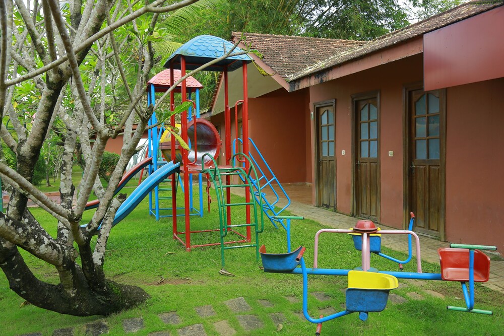 SAJ EARTH RESORT 65/71
