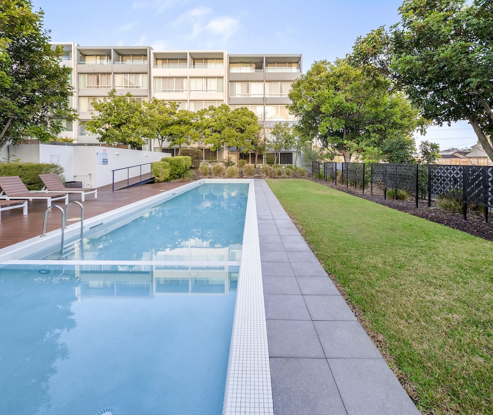 Oaks Nelson Bay Lure Suites 37/62