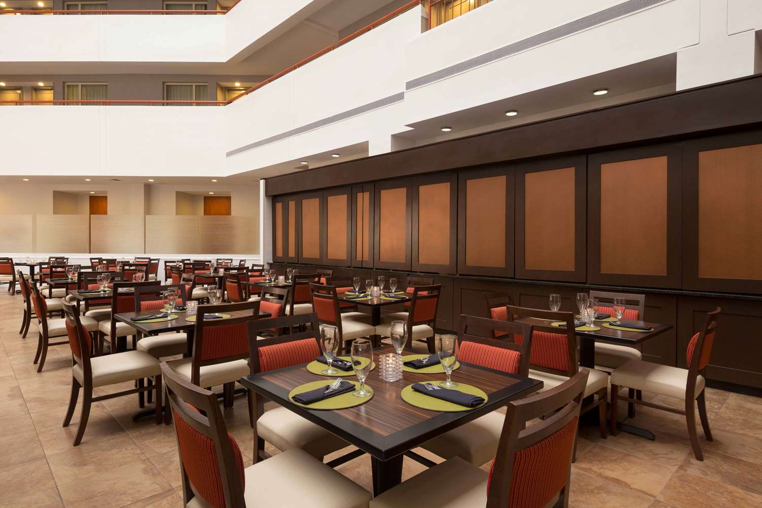 restaurant cafeteria