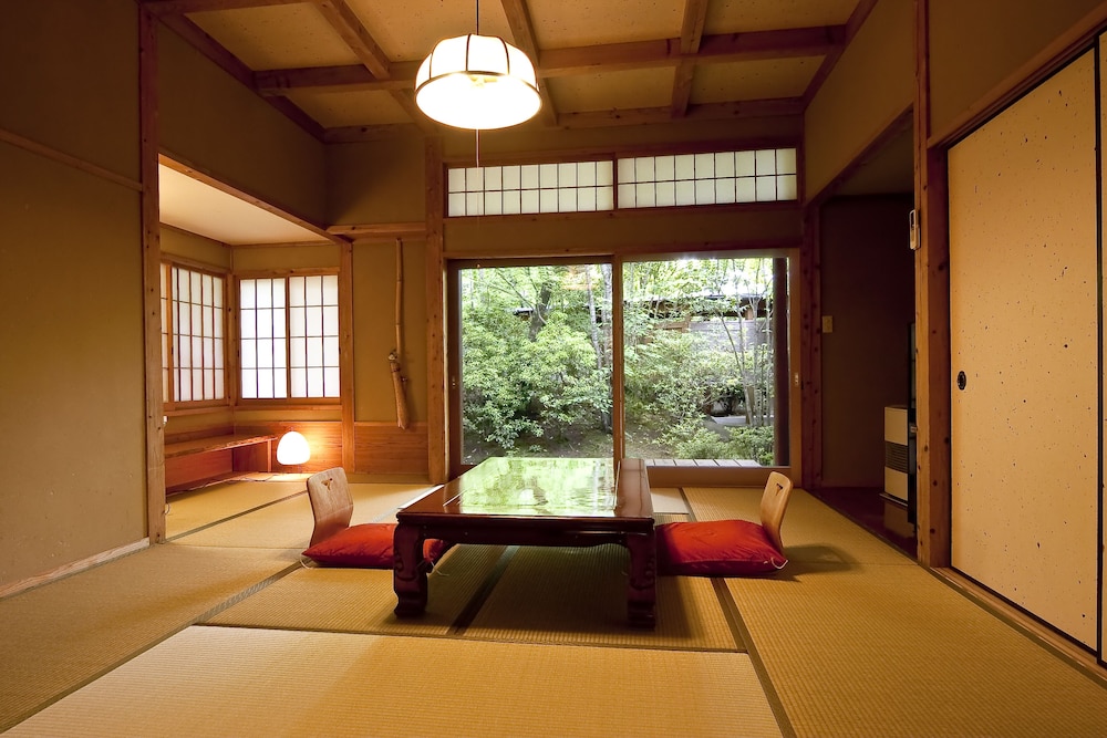 Shiki No Sato Hanamura 18/25