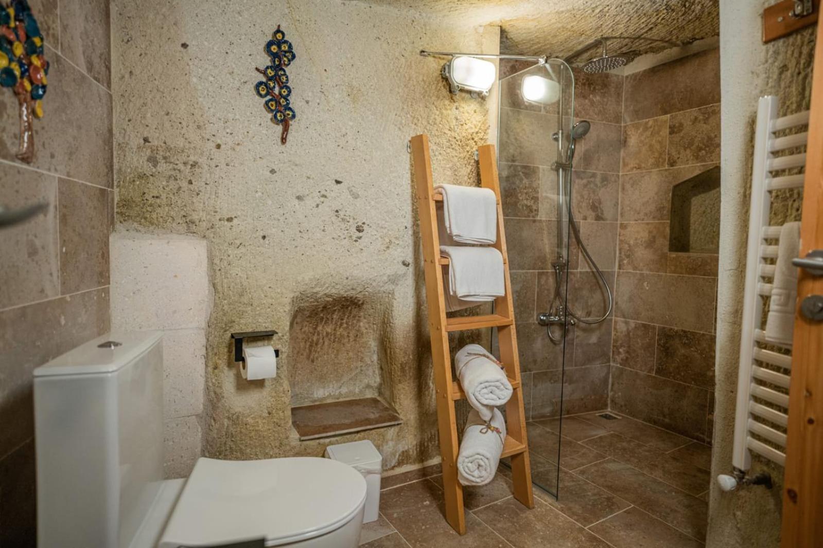 Canela Cave Hotel 53/54