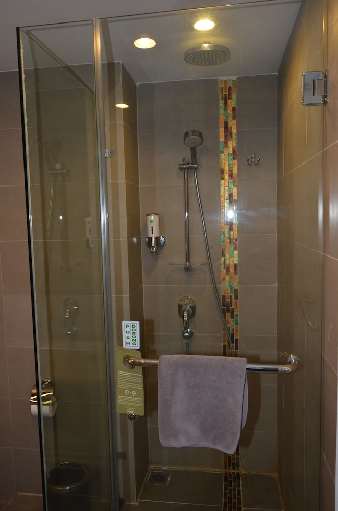 Ibis Styles Jakarta Airport 9/61