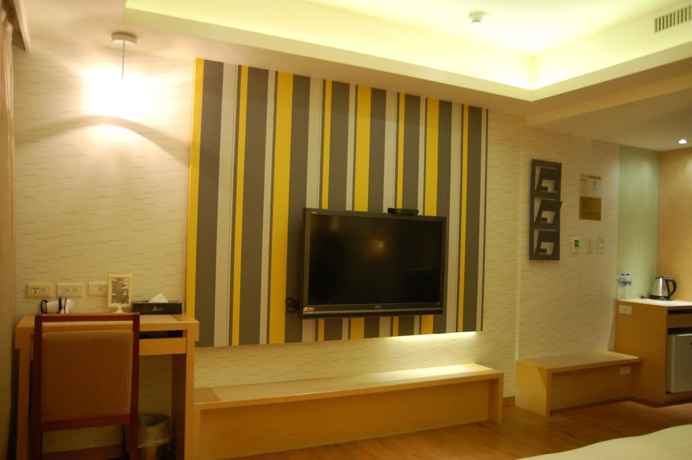 Paris Business Hotel 53/60