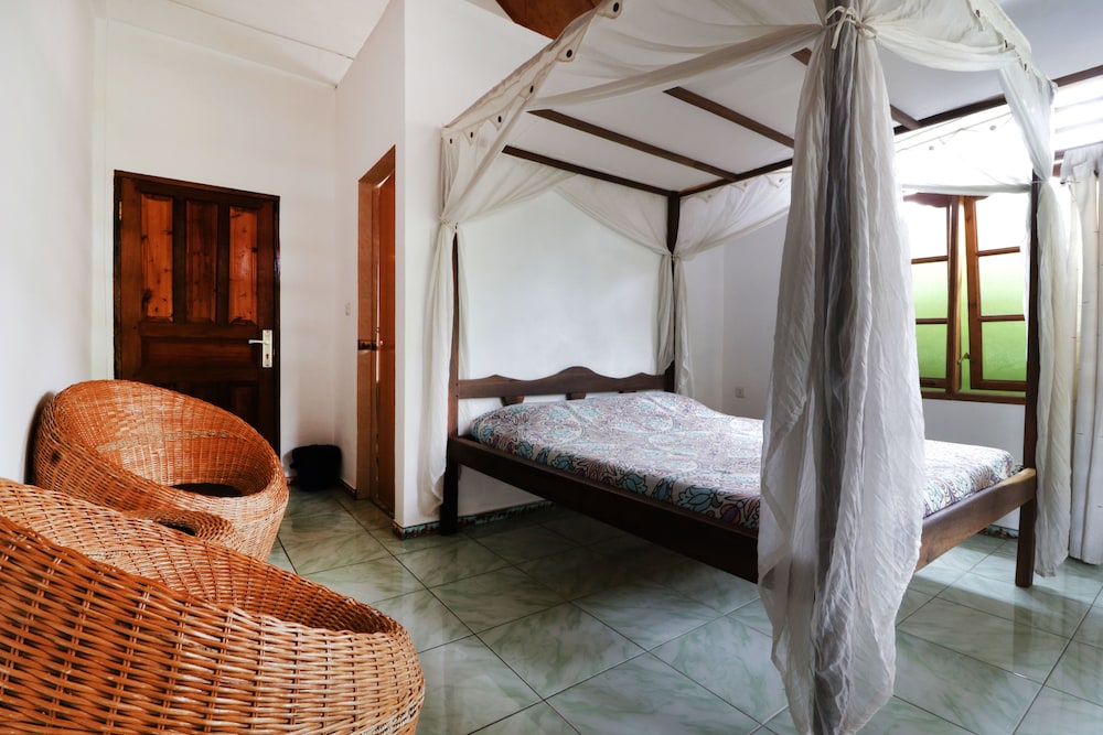 Bagus Bay Guest House 16/53