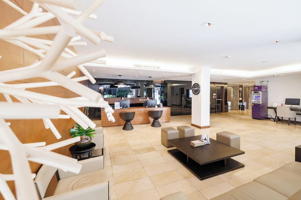 S33 Compact Sukhumvit Hotel 11/78