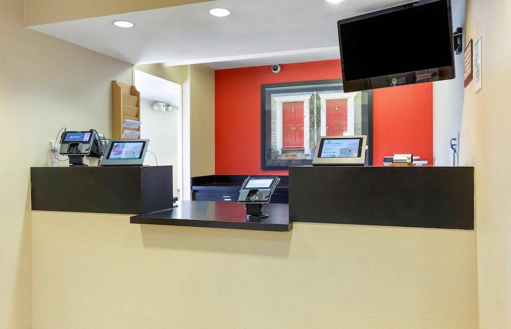 Extended Stay America Suites Phoenix - Scottsdale 8/52