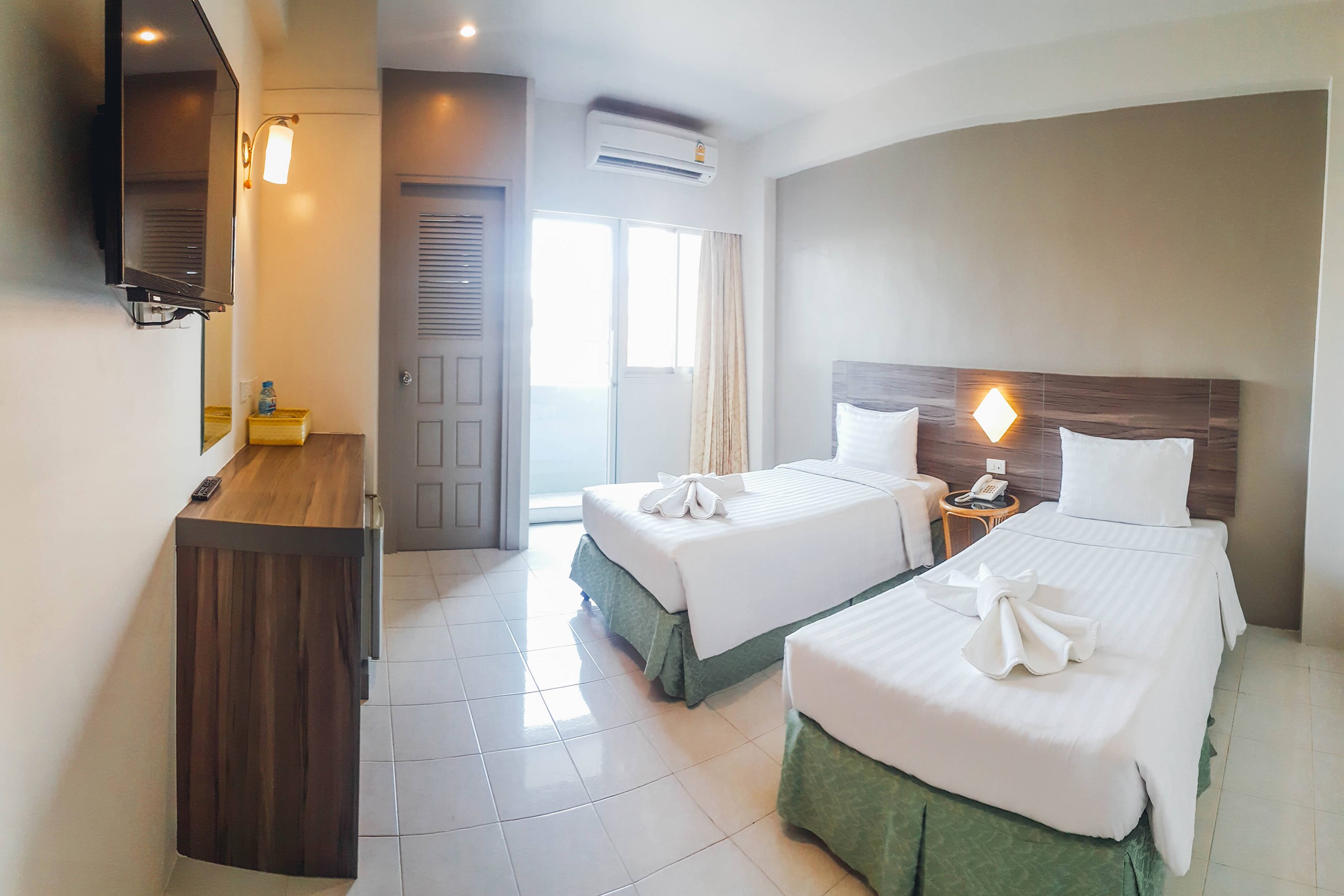 SUPERIOR, TWIN BEDS
