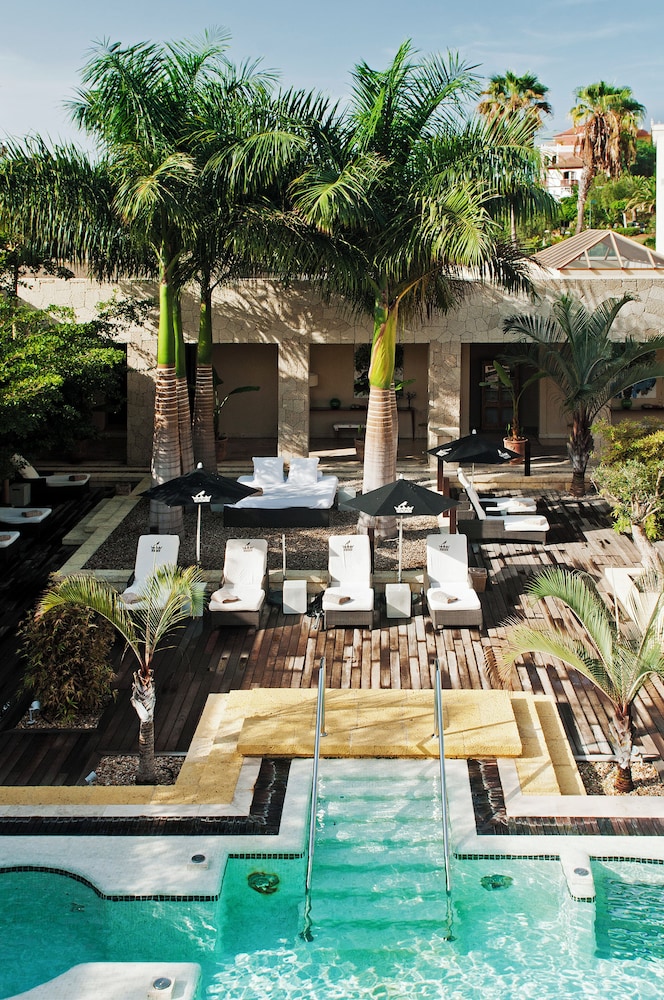 The Villas at Gran Hotel Bahia del Duque 2/50