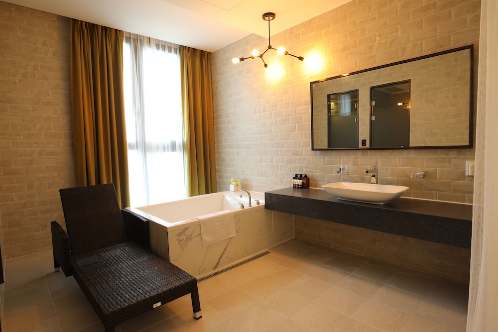 REST HOTEL 38/70